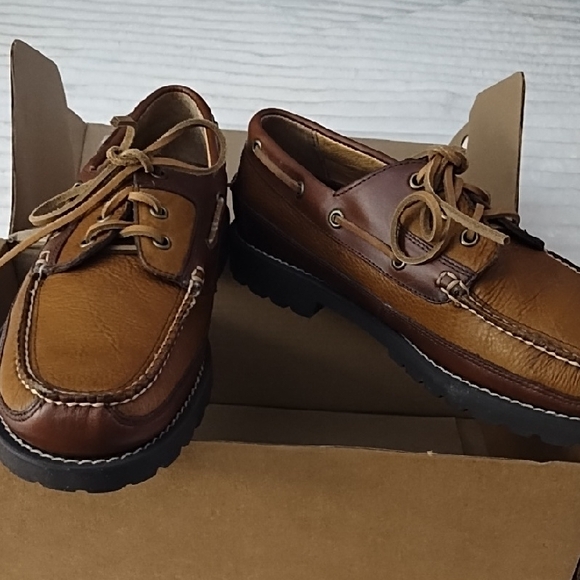 L.L. Bean Other - L.L. Bean Tan and Brown Boat Shoes NEW Size 10